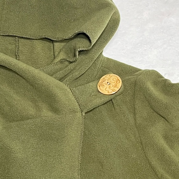 Beautiful Green sweater from Nepal for Yoga and Boho lifestyle, new w/out tags - Picture 2 of 8